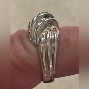 Sterling Silver Knotted Ring - size 7